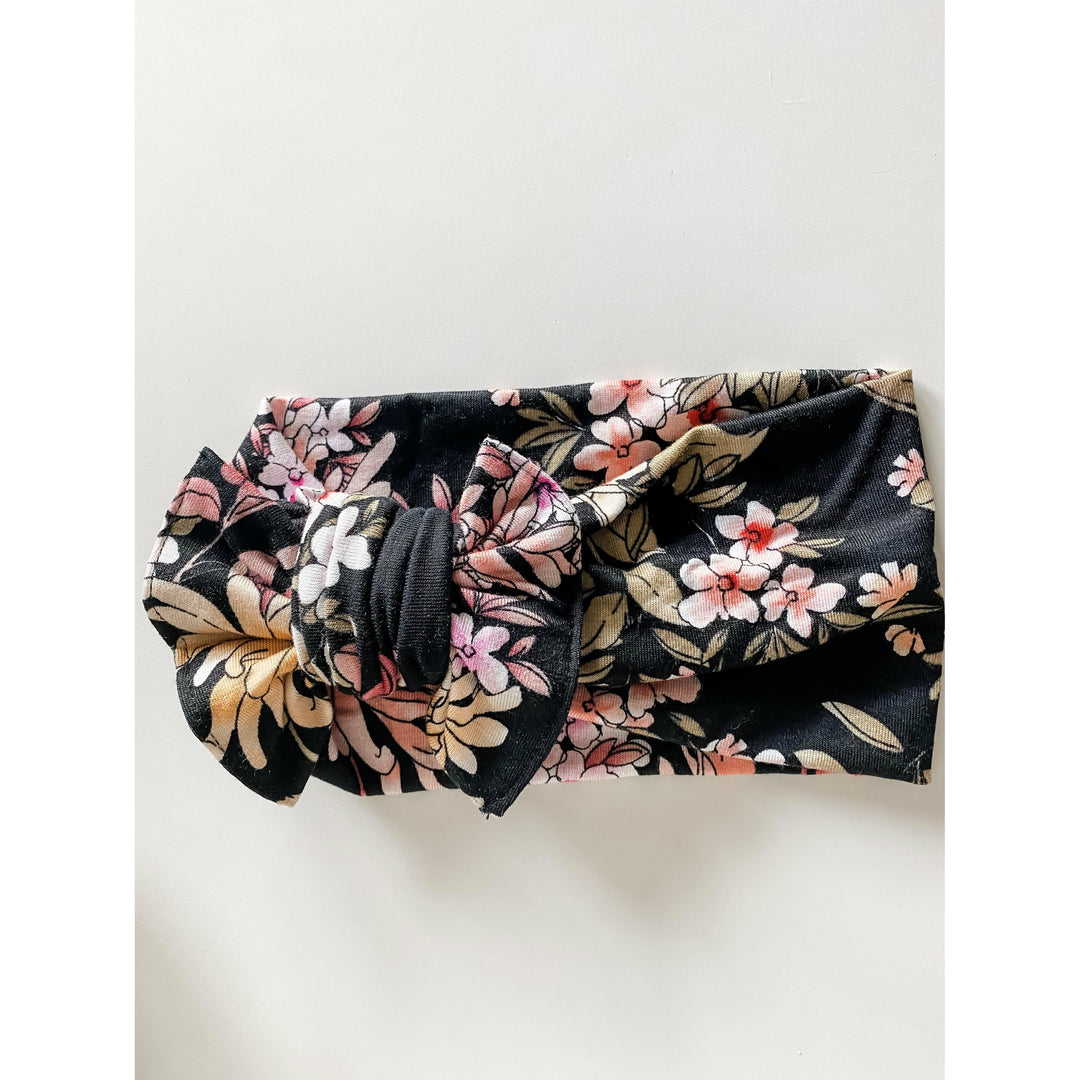 Roaming Wild Floral Butter Knot StevieJs