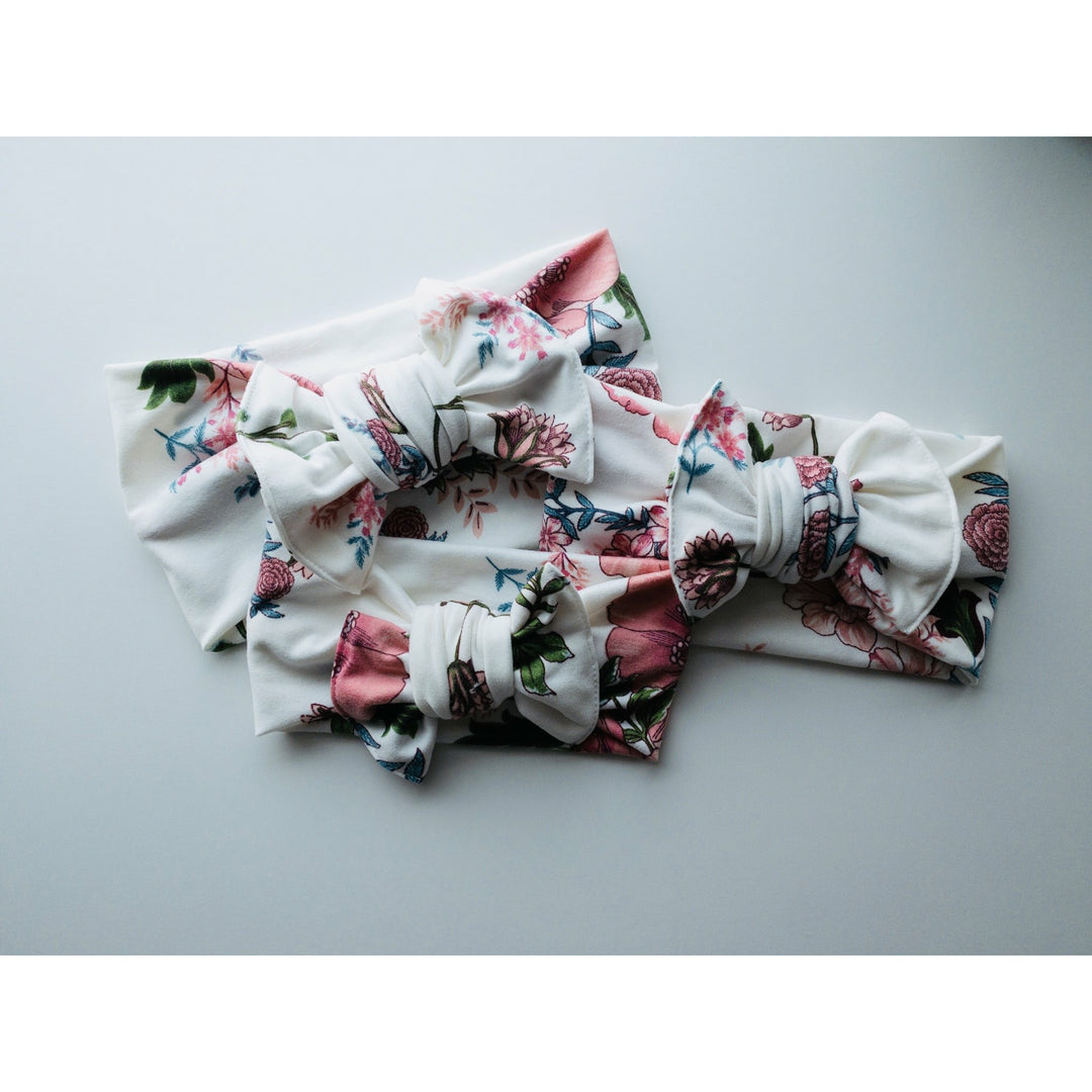 White Blossom Butter Knot StevieJs