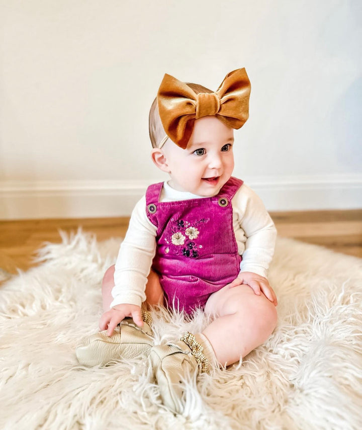 Caramel Velvet  StevieJs Regular Bow on Nylon