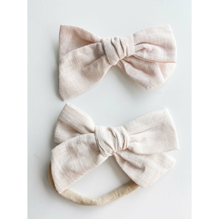 sand “little linen” bow  StevieJs