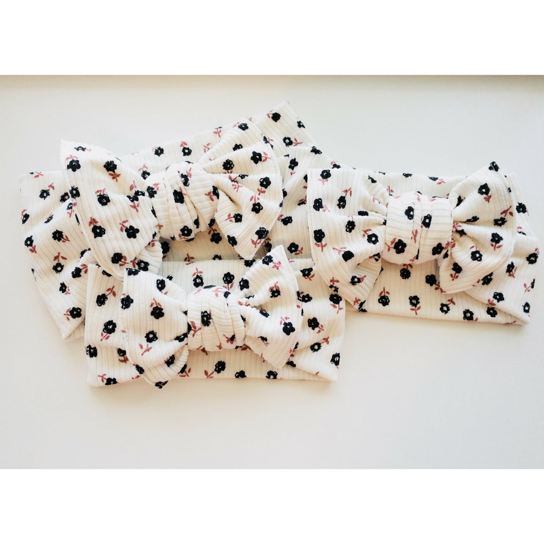 White w/ Black Flowers Ribbed Butter Knot StevieJs